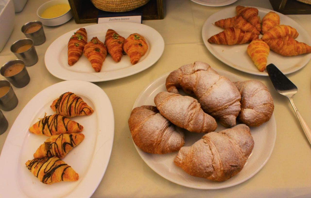 I Due Monaci Hotel Domodossola Buitenkant foto